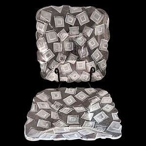 2 Mikasa Clear Glass Plates Side Frosted Square‎ Design Geometric Salad Snack